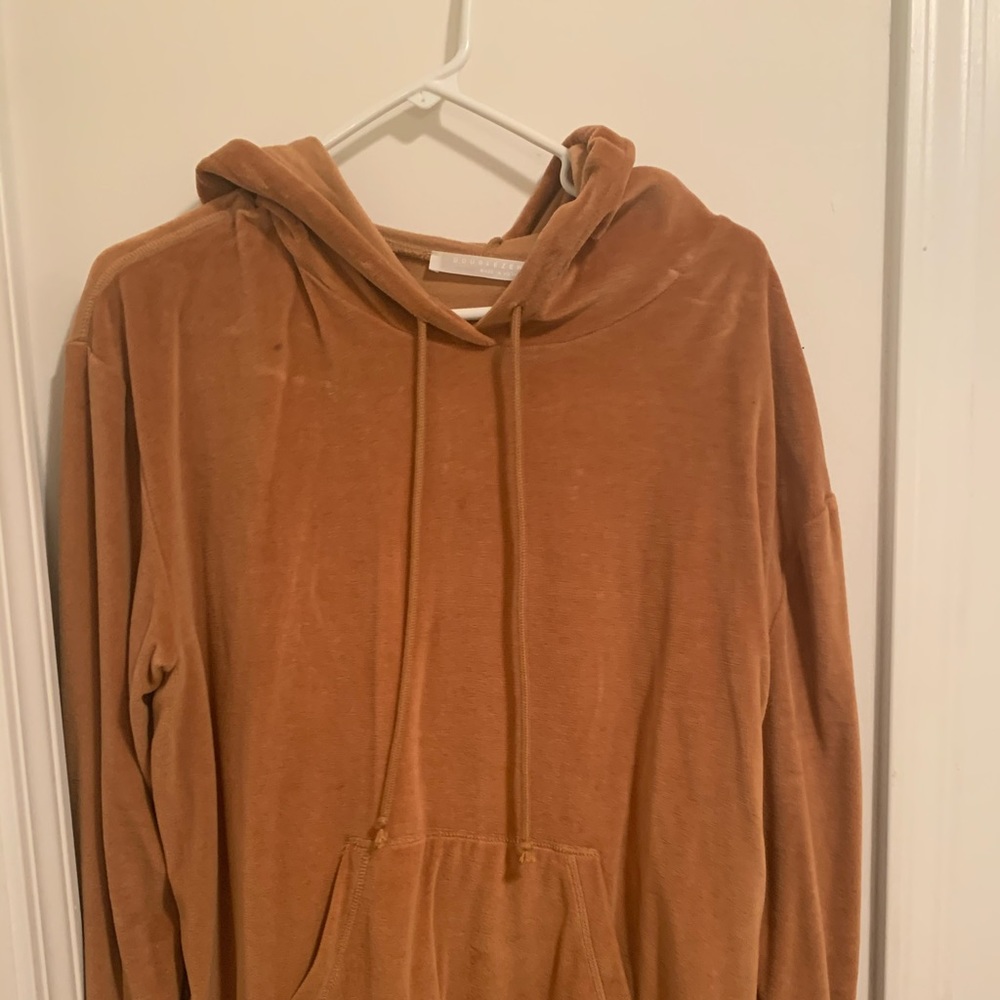 Throw me on hoodie